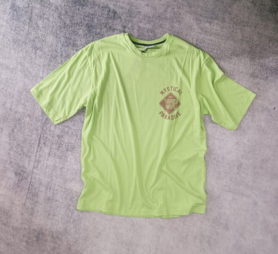 REMERA OVER MYSTICAL PARADISE