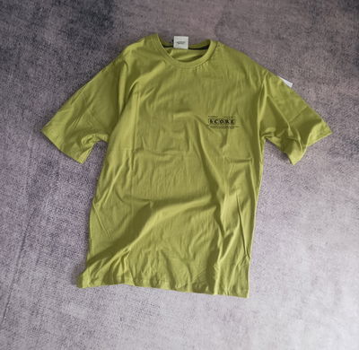 REMERA OVER SCORE