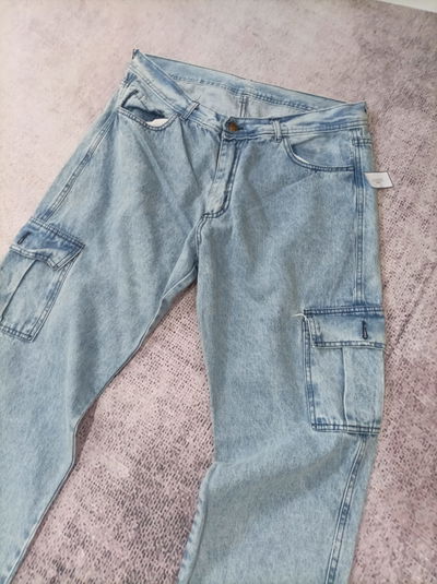 JEAN CARGO MOM LISO SOFT DROP