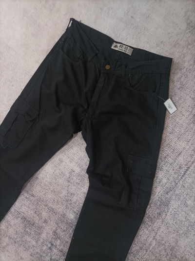 JEAN CARGO MOM LISO LOWKEY