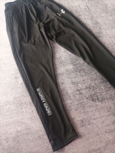PANTALON DEPORTIVO DE LYCRA FRIZADO UNDER ARMOUR