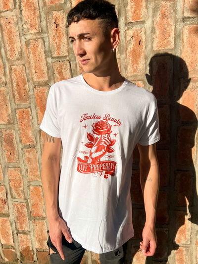 Remera  BEAUTY 