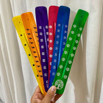PORTA SAHUMERIO COLORES MADERA