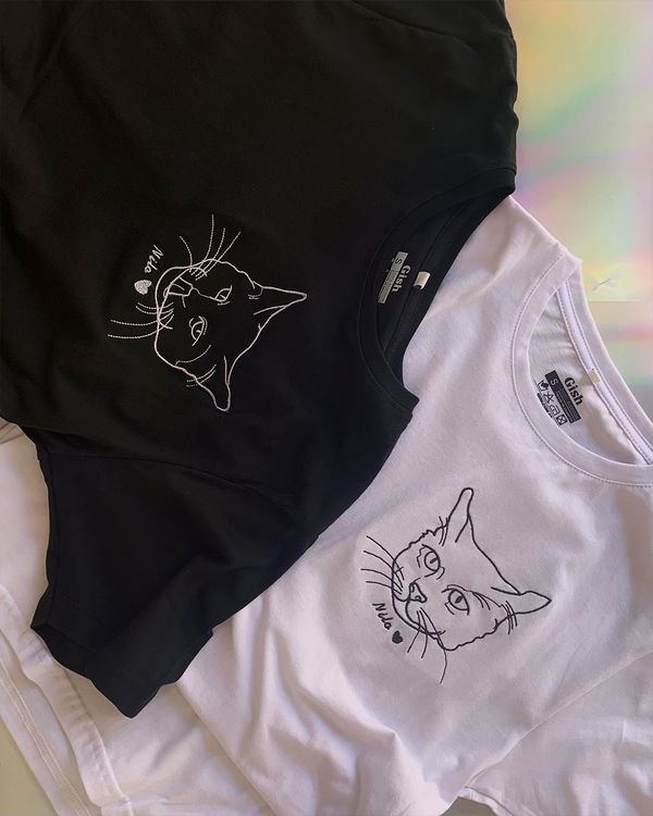 REMERA BORDADO MASCOTA