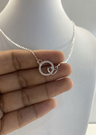 collar circle love