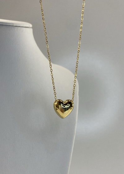 collar gold corazón chunky