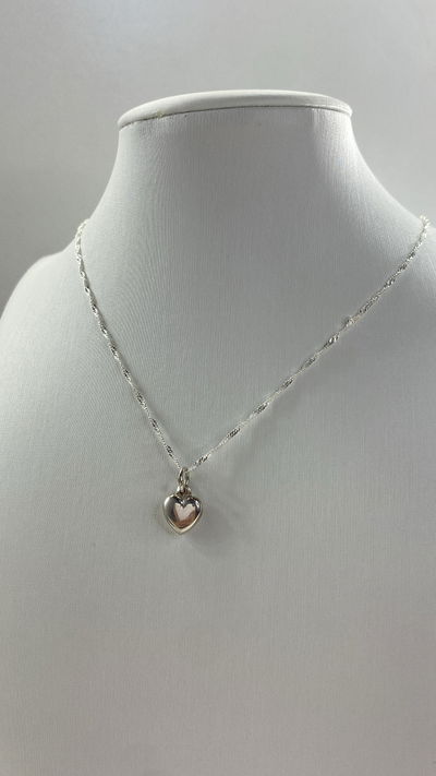 collar corazoncito singapur 