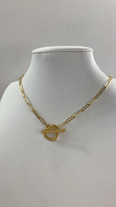 collar chain cierre corazón
