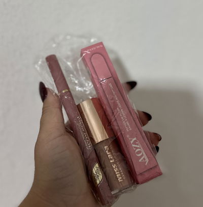 LIP Combos por $8900