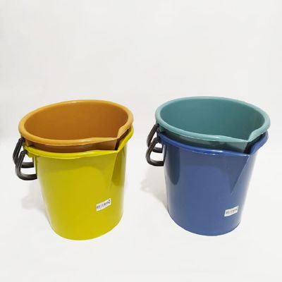 Balde plástico 9 lts 