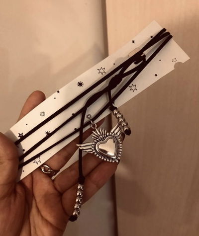 Choker/ Lazo con corazon y alas 