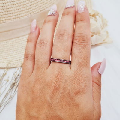 Anillo con strass rosas