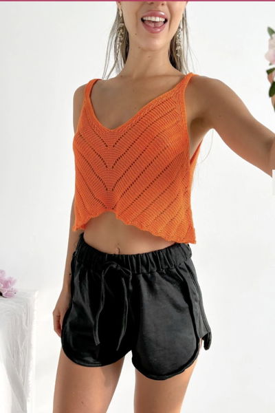 Top tejido naranja