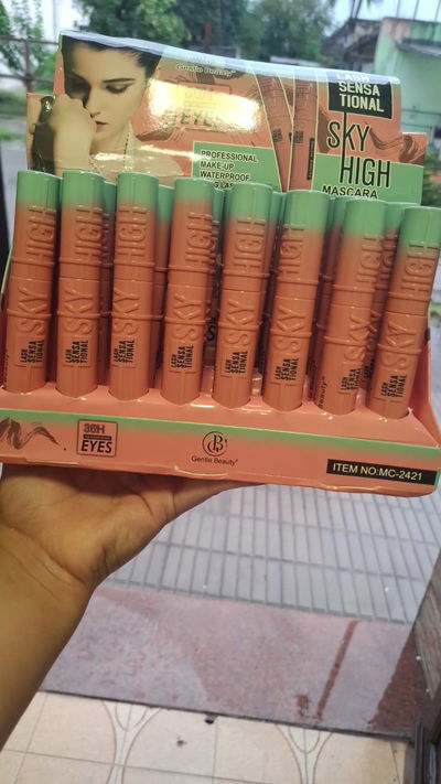 Mascara de pestañas SKY HIGH