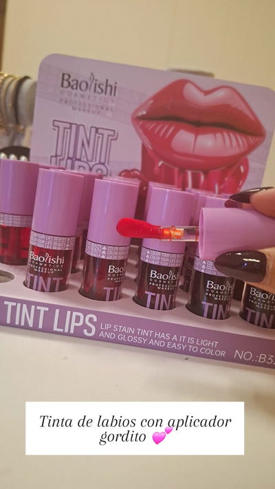 Tinta de labios con aplicador grueso