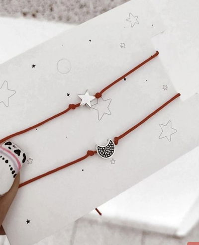 Pulseras para compartir.