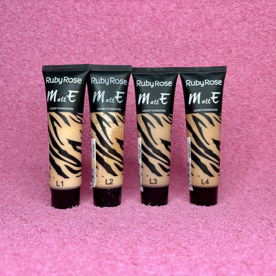 Base liquida | Ruby Rose