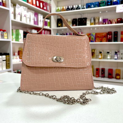 Cartera Flora salmón con textura