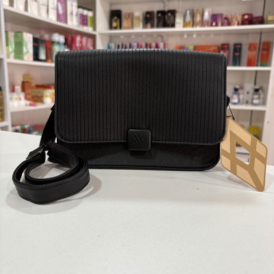 Cartera negra | Amayra