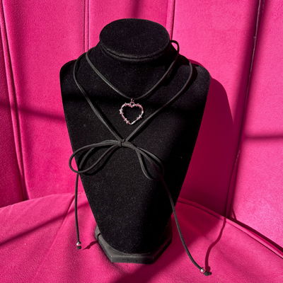 Collar Corazón espinas