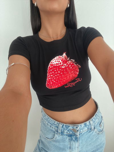 Baby tee strawberry