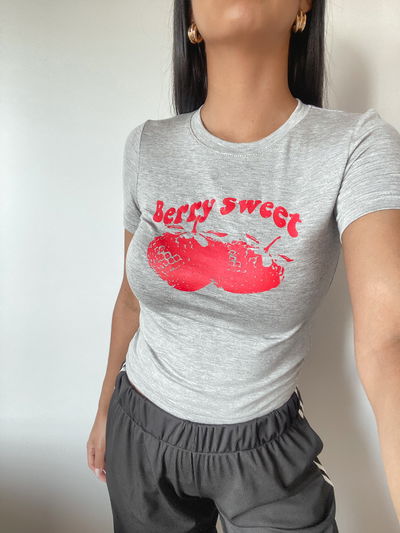 Baby tee berry
