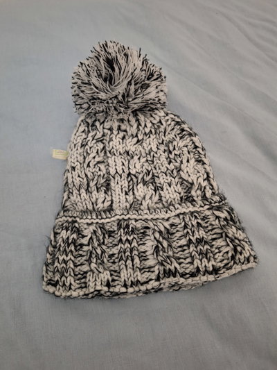 Gorro de lana con piel