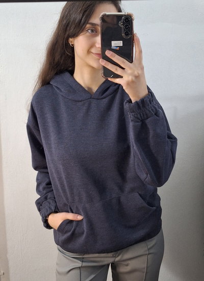 Buzo Mora *Azul marino*