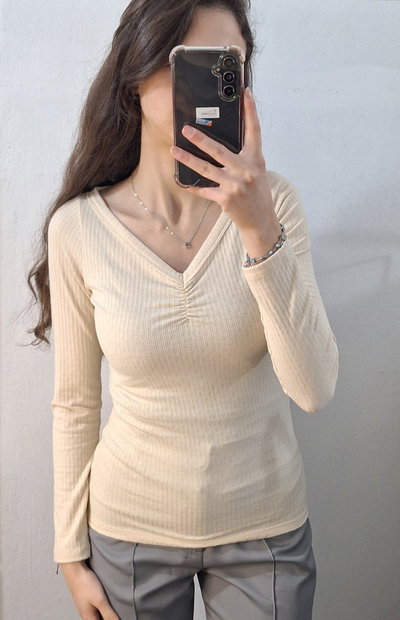 Remera Clover *Beige claro*