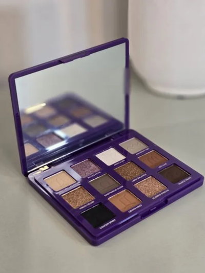 Paleta de Sombras Astral Ruby Rose 