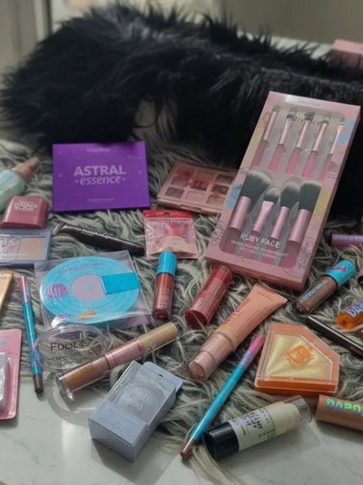 Mystery Box Sorpresa de Maquillajes  Box 1