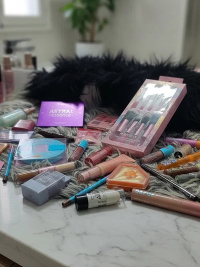 Mystery Box Sorpresas de Maquillaje Box 2