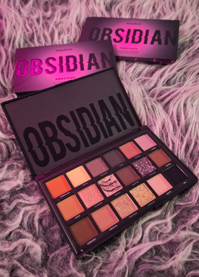 Paleta de Sombras Obsidian by Ruby Rose