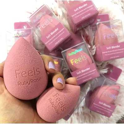 Esponja de Maquillaje Soft Blender Feels Ruby Rose 