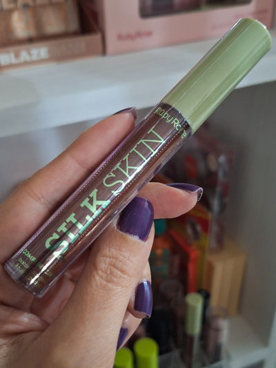 Labial Liquido Confort Lips Silk Skin by Ruby Rose