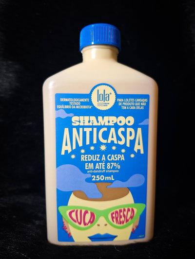 SHAMPOO ANTICASPA Lola Cosmetics 