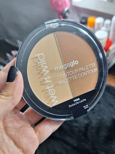 MegaGlo Countour Dulce de Leche by Wet n Wild