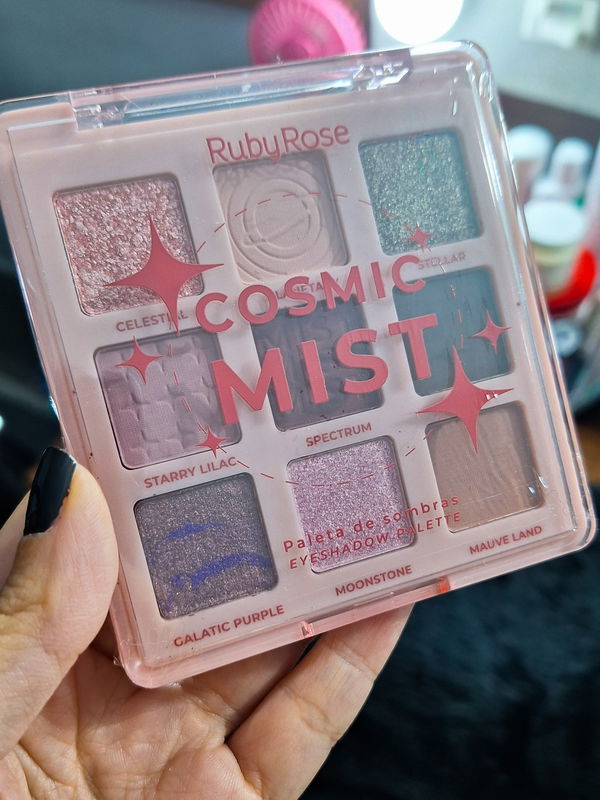 Paleta de sombras Cosmic Mist by Ruby Rose