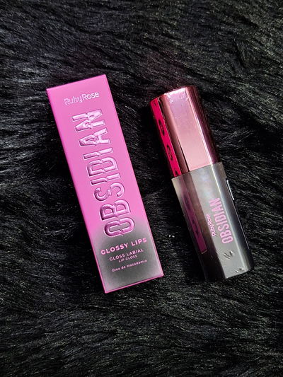 Labial Glossy Obsidian Tono Moonstone
