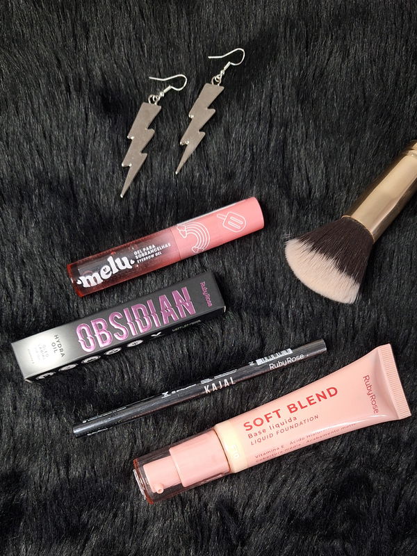 Kit Maquillaje by Ruby Rose Esencial