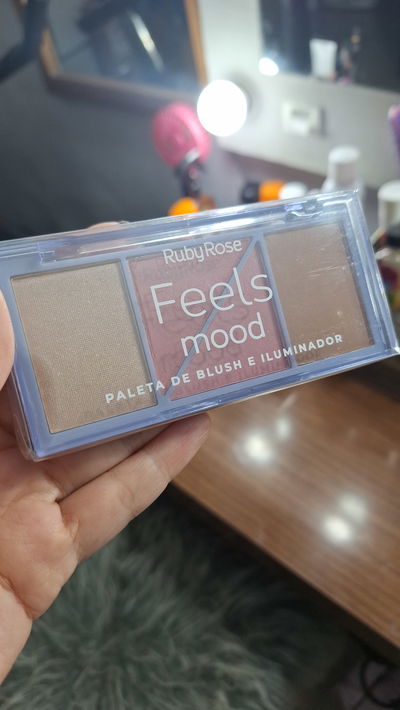 Paleta de Blush e iluminador Feels Mood by Ruby Rose