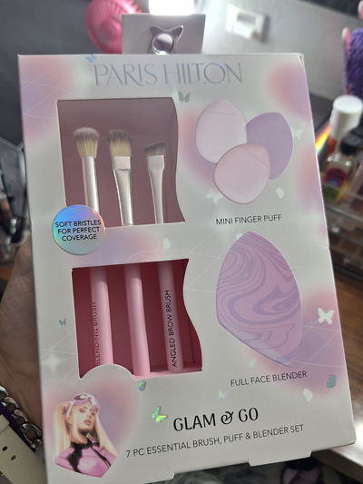 Set Glam Go 7 Piezas by Paris Hilton