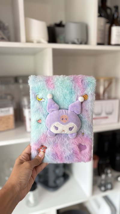 Cuaderno peludo kuromi