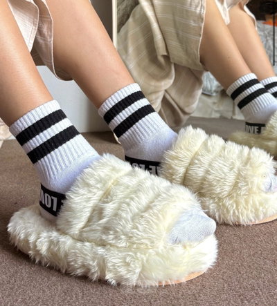 Pantuflas crema abiertas