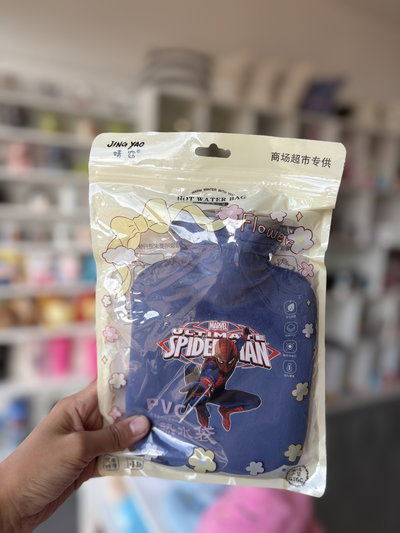 Bolsita de agua caliente Spiderman 