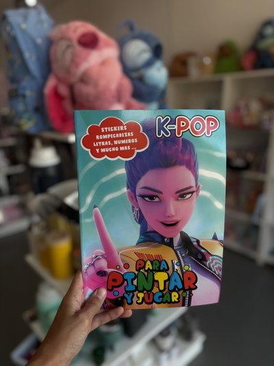 Libro para pintar guerreras 