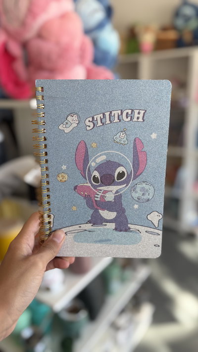 Cuaderno rayado stitch