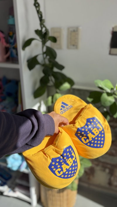 Pantuflas boca amarilla 