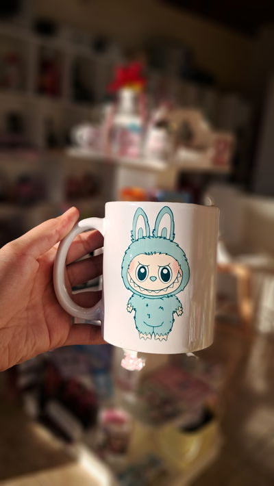 Taza cerámica labubu