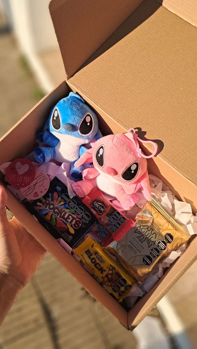 Caja llaveros con golosinas